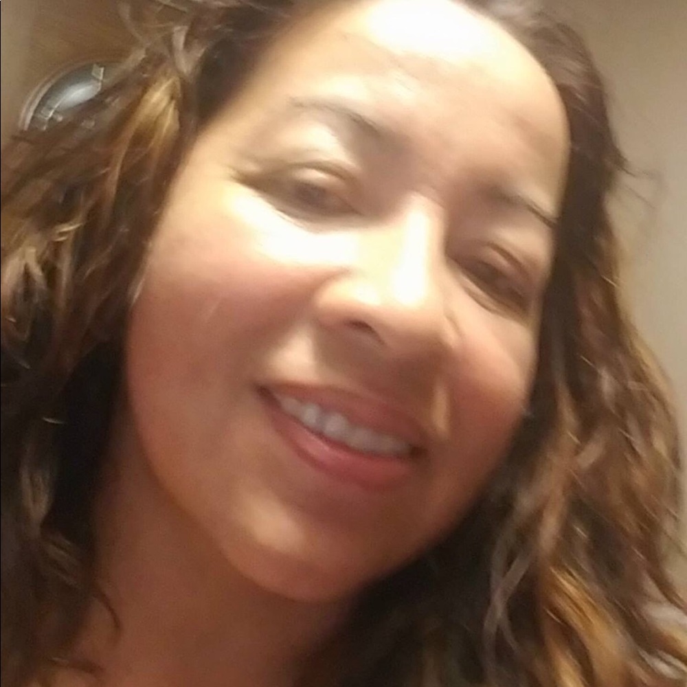 Meet your Posher, Sonia